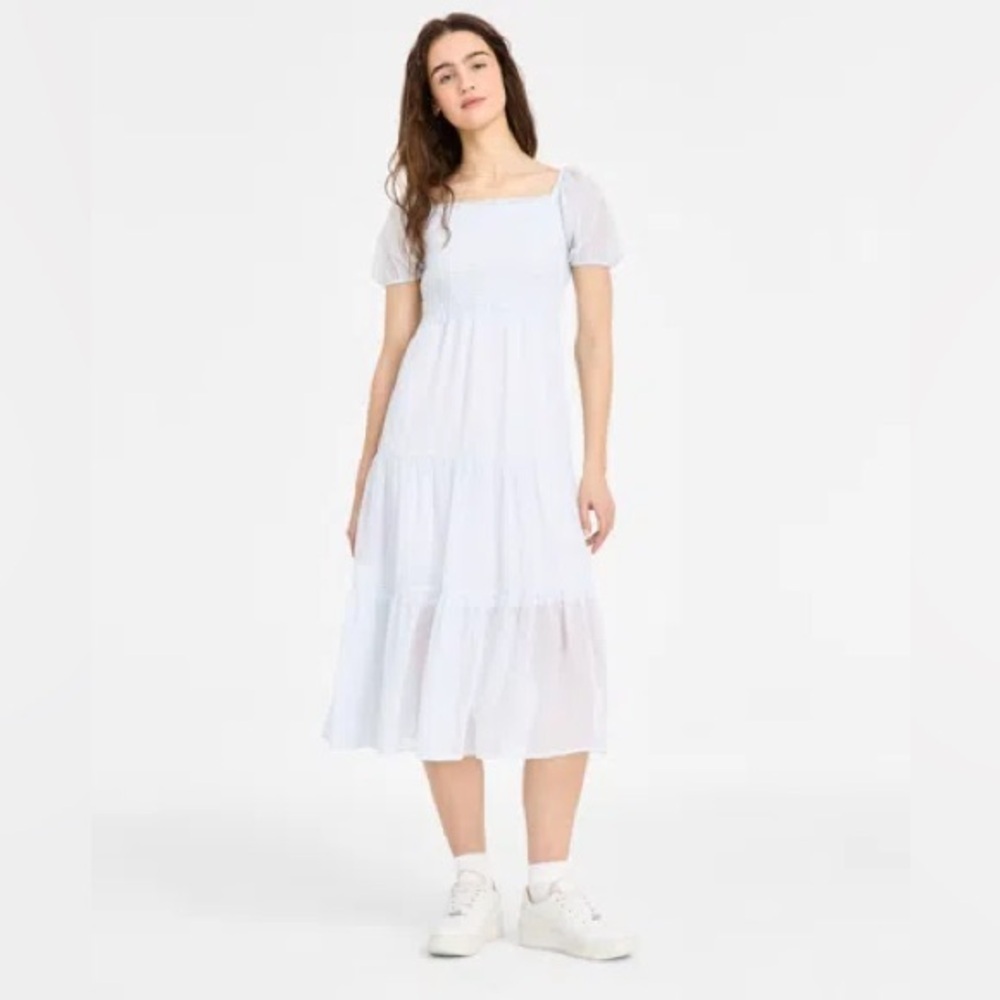 Celebrity Pink
Juniors' Smocked Puff-Sleeve Midi Dress